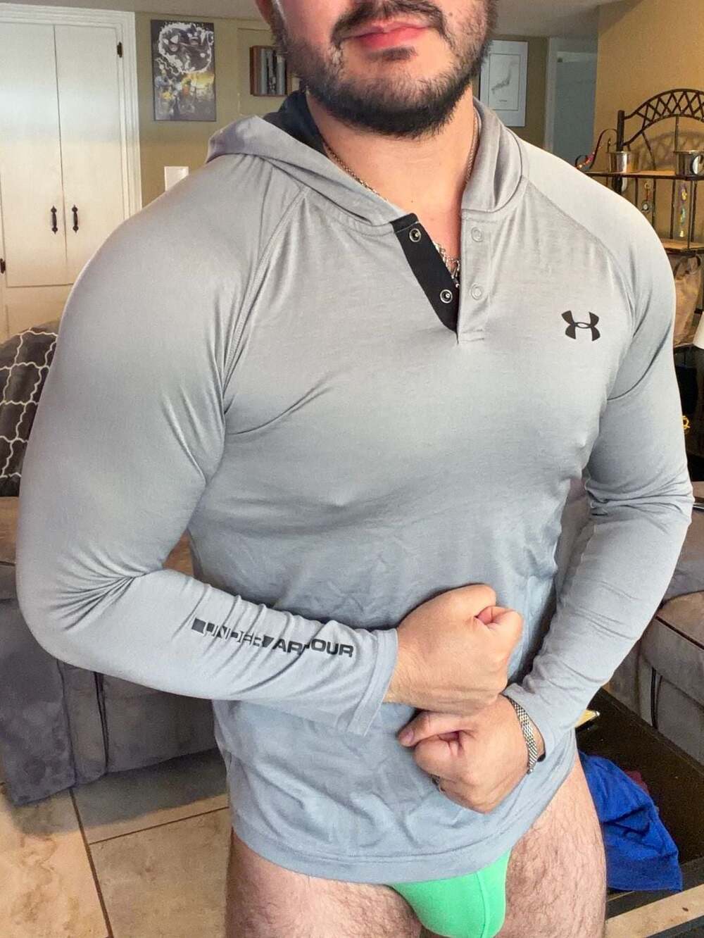 Under Armour Men's HeatGear Loose Fit Long Sleeve Henley Hoodie - Gray
